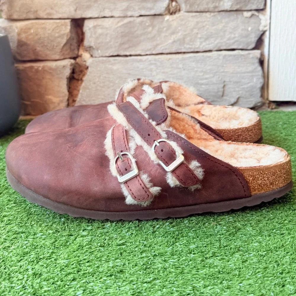 Birkenstock Blair Oiled Leather Shearling Women’s Clogs - Picture 4 of 11